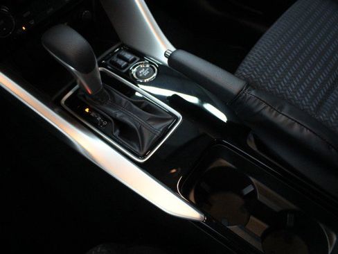 New 2026 Mitsubishi Eclipse Cross LE image 13