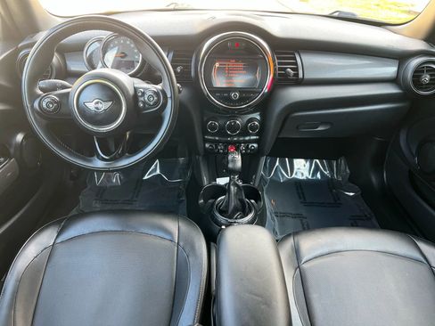 Used 2016 MINI Cooper 2-Door Hardtop image 10