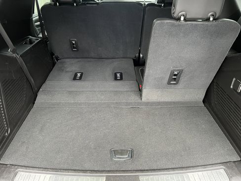 Used 2021 GMC Yukon Denali image 19