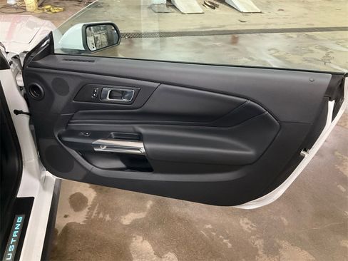 Used 2025 Ford Mustang GT Premium w/ GT Performance Package image 16