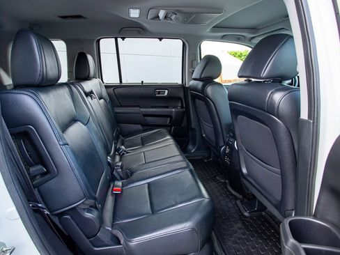 Used 2015 Honda Pilot Touring image 20