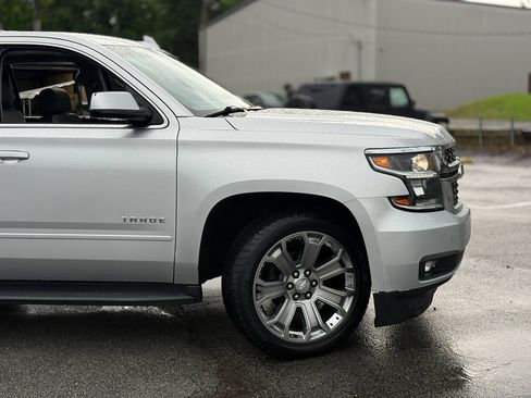 Used 2020 Chevrolet Tahoe LT w/ Luxury Package RWD image 9