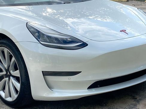 Used 2020 Tesla Model 3 Standard Range Plus image 18