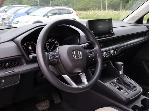 Used 2024 Honda CR-V EX image 12