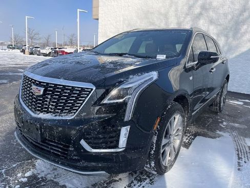Used 2024 Cadillac XT5 Premium Luxury image 3