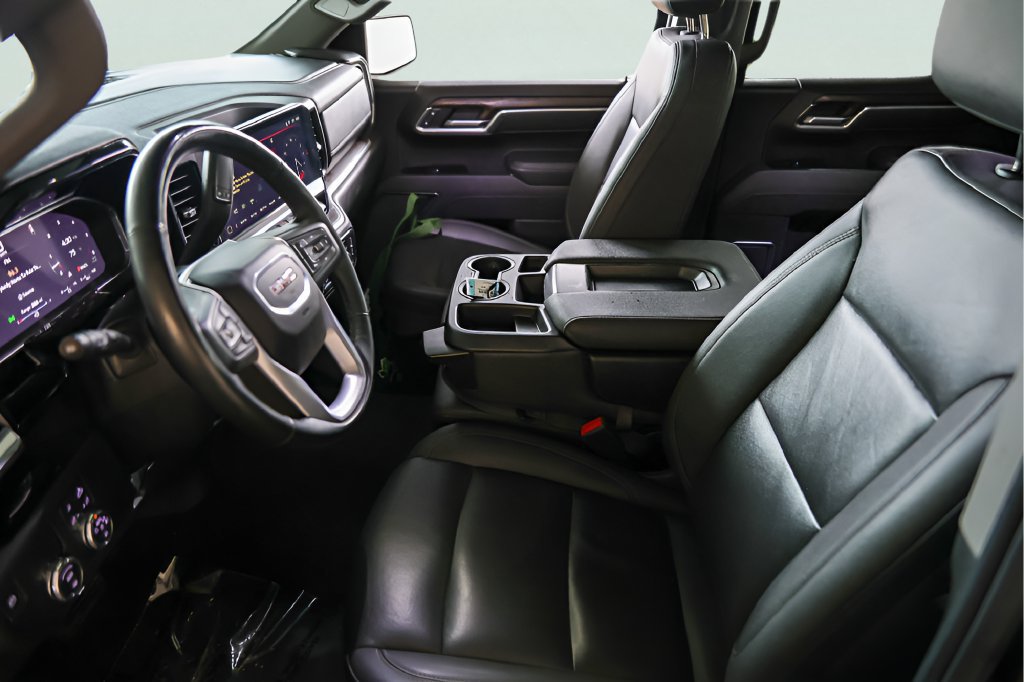 Used 2026 GMC Sierra 1500 SLT RWD image 11