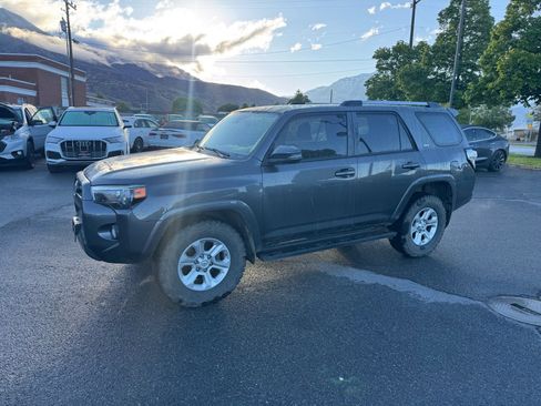 Used 2020 Toyota 4Runner SR5 Premium AWD/4WD image 1