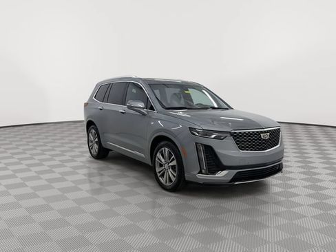 Used 2023 Cadillac XT6 Premium Luxury FWD image 13