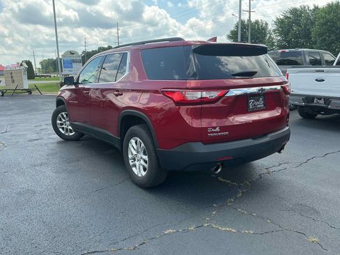 Used 2020 Chevrolet Traverse LT FWD image 5