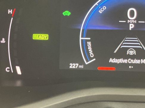 Used 2026 Toyota Camry LE w/ Convenience Package image 19