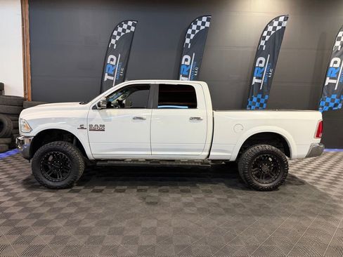 Used 2018 RAM 2500 Laramie image 2