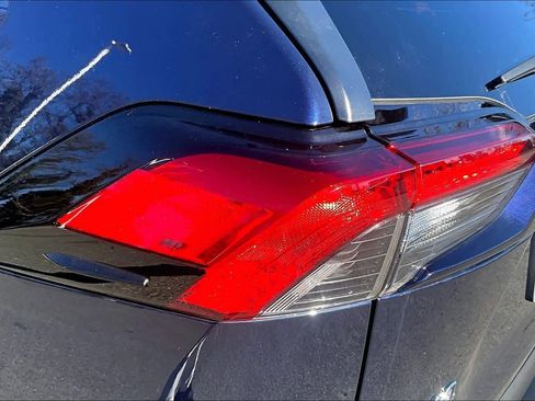 Used 2023 Toyota RAV4 XLE Premium image 29