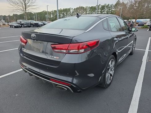 Used 2018 Kia Optima SX image 10