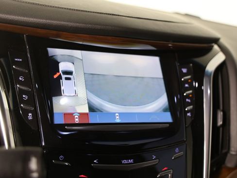 Used 2017 Cadillac Escalade Luxury image 13