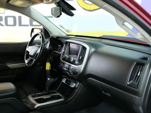 Used 2019 Chevrolet Colorado ZR2 image 12