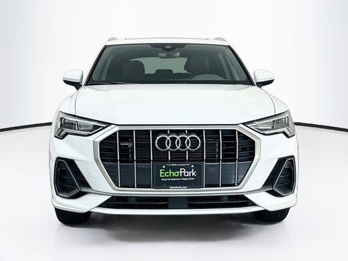 Used 2025 Audi Q3 2.0T Premium AWD/4WD image 2
