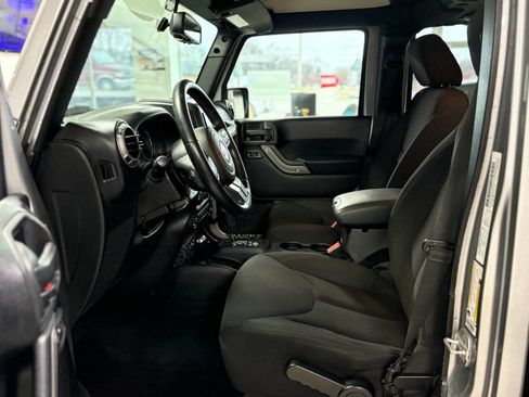 Used 2014 Jeep Wrangler Unlimited Sport w/ Quick Order Package 24S image 19