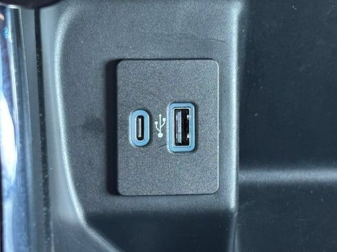 Used 2023 Ford F150 Lariat AWD/4WD image 20