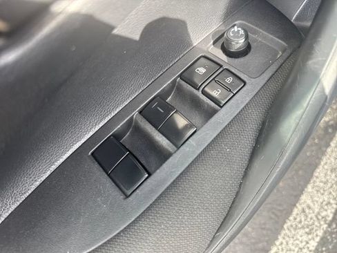 Used 2024 Toyota Corolla LE FWD image 13