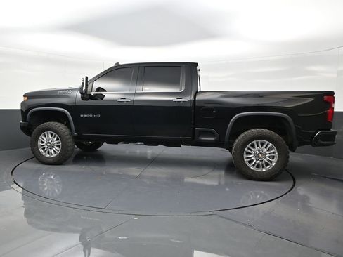 Used 2021 Chevrolet Silverado 2500 High Country w/ Z71 Off-Road Package AWD/4WD image 2