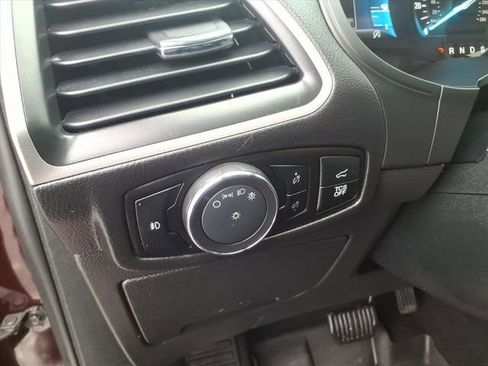 Certified 2024 Ford Edge SEL w/ Convenience Package image 17