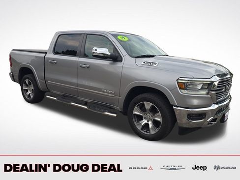 Used 2019 RAM 1500 Laramie AWD/4WD image 9