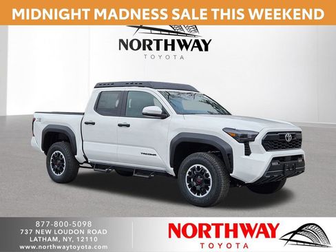 New 2025 Toyota Tacoma TRD Off-Road image 1