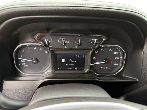 Used 2020 GMC Sierra 1500 SLT w/ SLT Premium Plus Package image 11