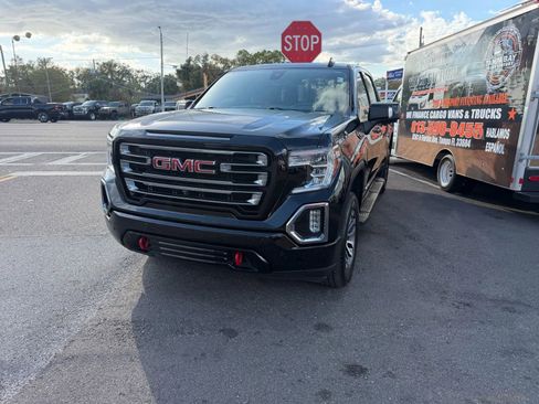 Used 2020 GMC Sierra 1500 AT4 w/ AT4 Premium Package image 4