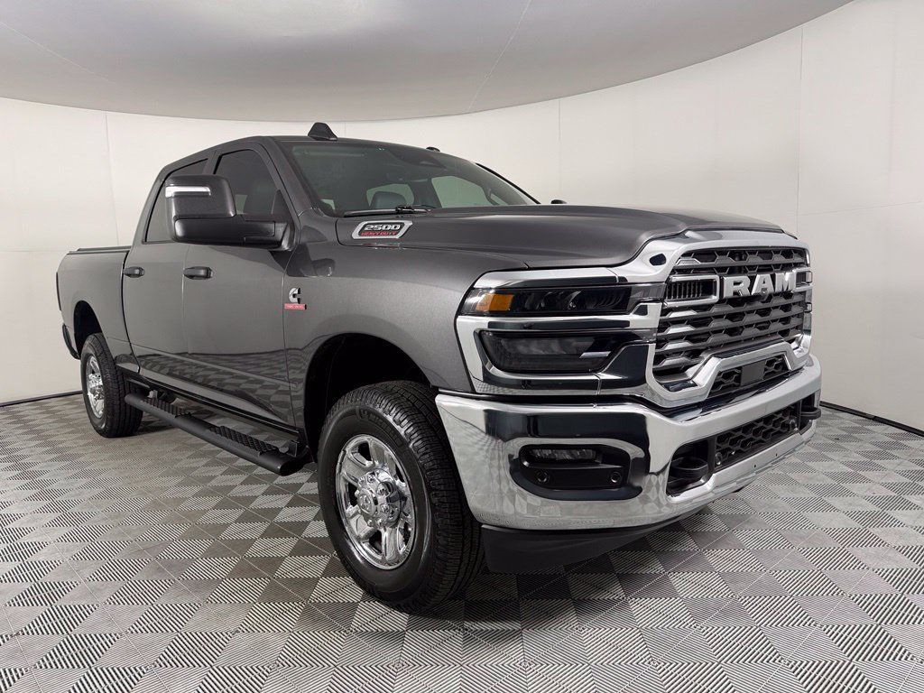 Used 2025 RAM 2500 Tradesman AWD/4WD image 4