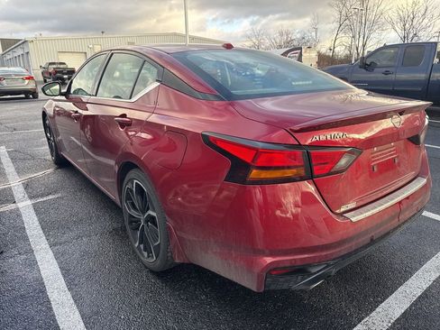 Certified 2023 Nissan Altima 2.5 SR image 6