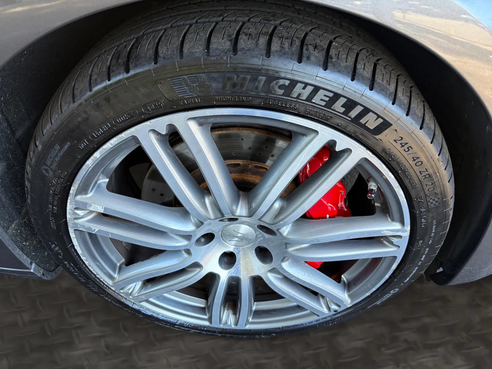 Used 2019 Maserati Ghibli S Q4 AWD/4WD image 37