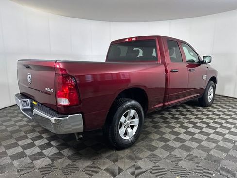 Used 2024 RAM 1500 Classic SLT image 3