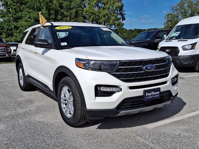 Certified 2023 Ford Explorer XLT w/ Equipment Group 202A AWD/4WD image 2