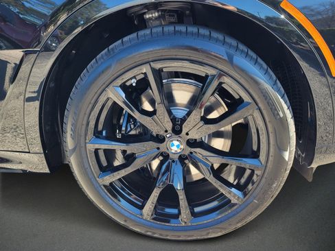 New 2026 BMW X7 xDrive40i w/ M Sport Package image 9