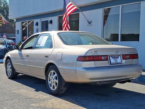 Used 1998 Toyota Camry LE image 6