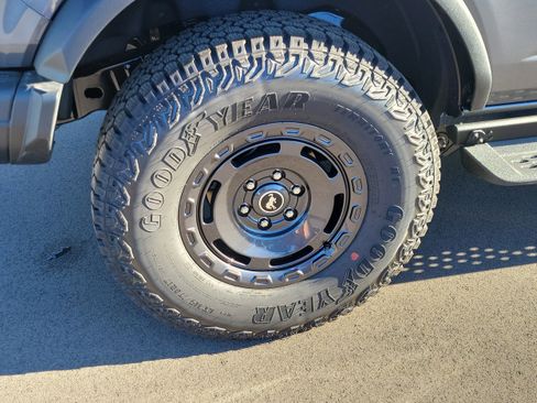 New 2025 Ford Bronco Badlands AWD/4WD image 5