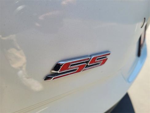 Used 2020 Chevrolet Camaro SS image 25