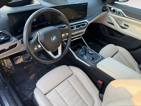 Used 2023 BMW i4 eDrive35 w/ Premium Package image 17