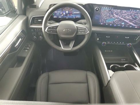 New 2026 Chevrolet Suburban Z71 w/ Comfort Package AWD/4WD image 15