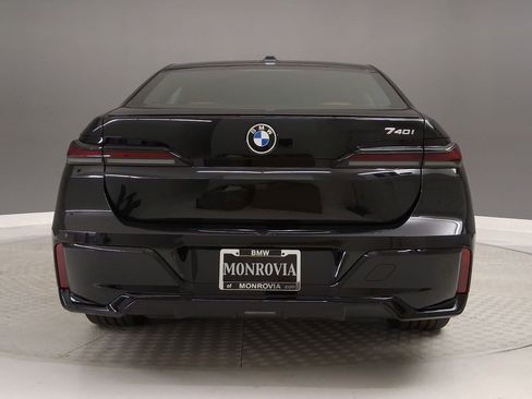 New 2026 BMW 740i w/ Premium Package image 8