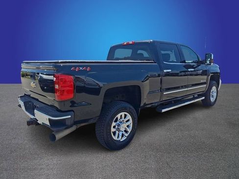 Used 2019 Chevrolet Silverado 2500 LTZ w/ Duramax Plus Package AWD/4WD image 4