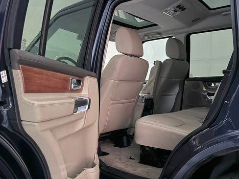 Used 2014 Land Rover LR4 HSE LUX image 21
