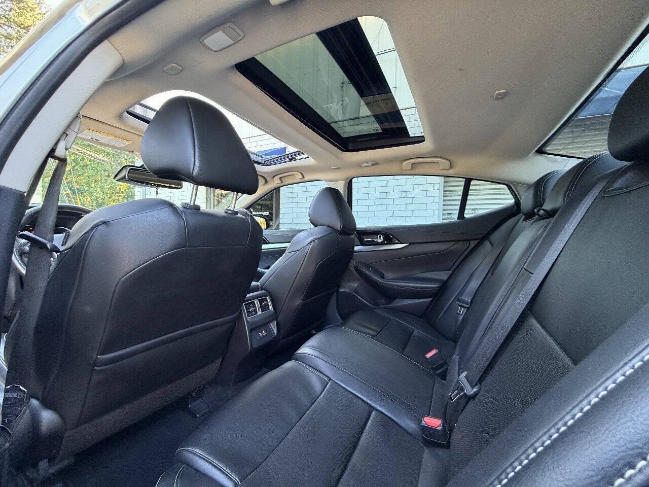 Used 2020 Nissan Maxima 3.5 SL w/ Floor Mat Group FWD image 15