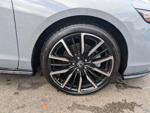 Used 2025 Honda Accord Touring image 21