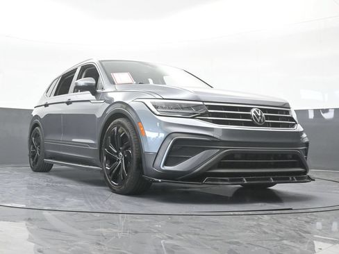 Used 2023 Volkswagen Tiguan SE FWD image 62