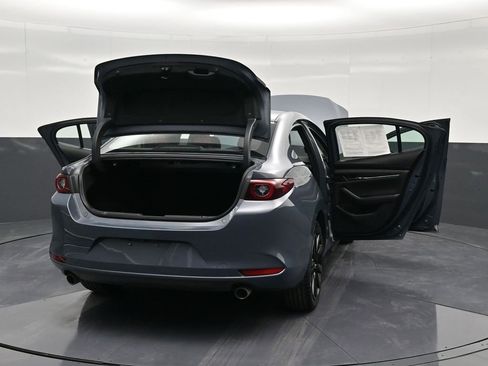 Used 2022 MAZDA MAZDA3 s FWD image 31