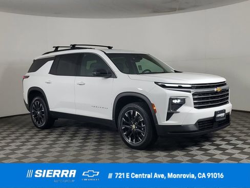 New 2026 Chevrolet Traverse LT w/ Sun and Wheel Package image 1