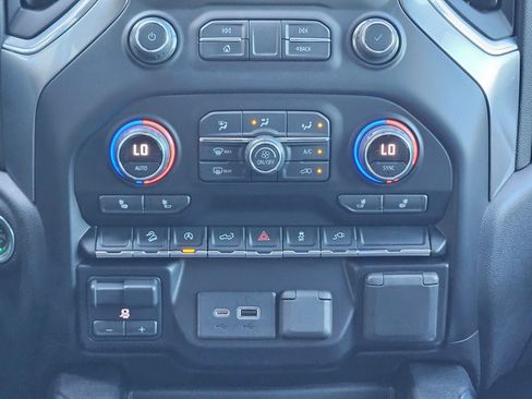 Used 2021 Chevrolet Silverado 1500 LT Trail Boss w/ Convenience Package II image 13