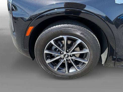 Used 2024 Cadillac XT4 Sport FWD image 9
